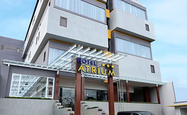 Atrium Premiere Hotel Cilacap, Чилачап — фото 1