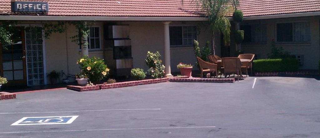 San Joaquin Motel, Merced — photo 1
