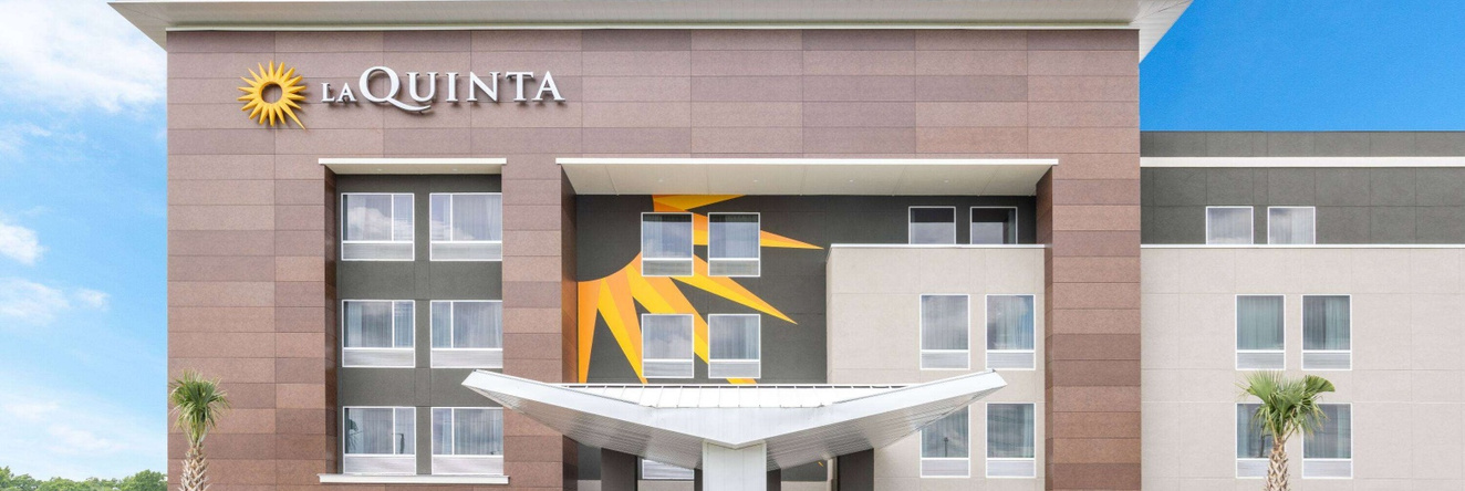 La Quinta Inn & Suites By Wyndham Valdosta, Валдоста — фото 1