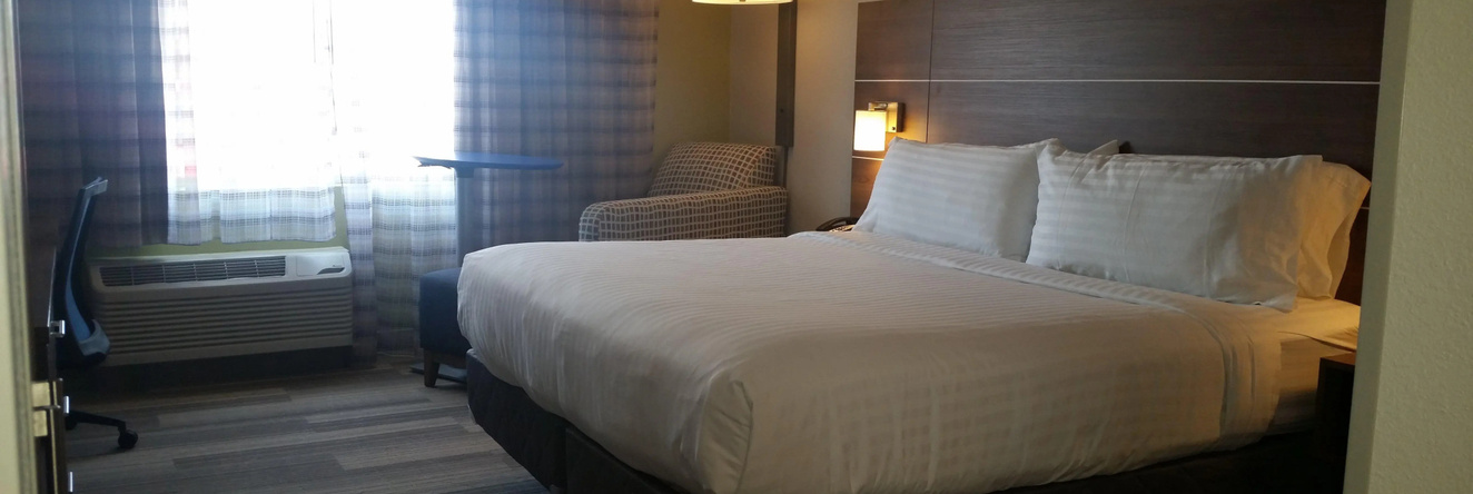 Holiday Inn Express & Suites Fort Mill by IHG, Fort Mill — photo 1