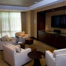 Weichert Suites At Wisconsin Place, Бетесда — фото 4