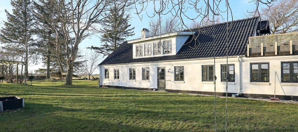 11 Person Holiday Home in Lokken-by Traum, 勒肯 — 照片 1
