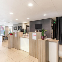 Air Hotel Paris Le Bourget, 勒布朗梅尼勒 — 照片 2