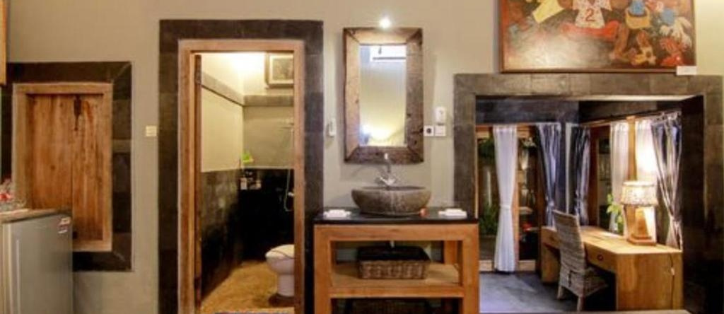 Astuti Gallery Homestay, Yogyakarta — photo 1