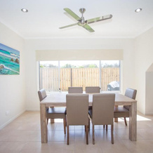 Petrie Beach Holiday Home, Mackay — photo 2