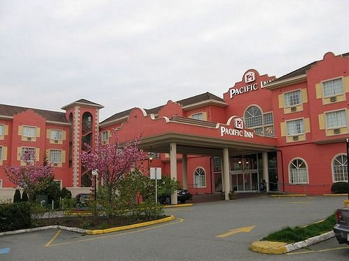 Pacific Inn Resort & Conference Center, Суррей — фото 1