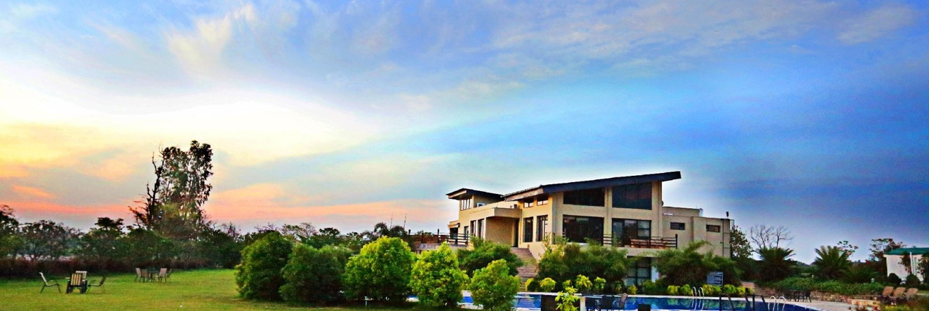 The Golden Tusk Resort, 奈尼塔尔 — 照片 1