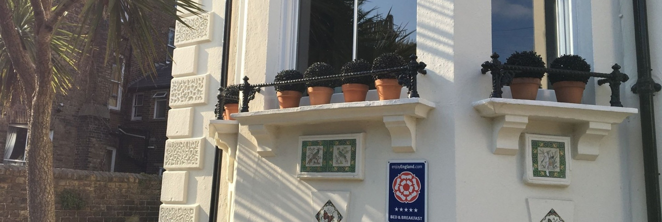 Number One B&B, 迪尔 — 照片 1