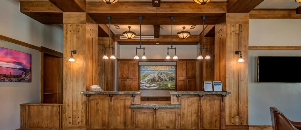 East West Hospitality Tahoe, 特拉基 — 照片 1