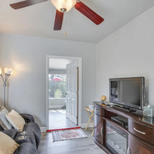 2 Mi to Dtwn Atascadero! Cozy Cottage w/ Yard, 阿塔斯卡德罗 — 照片 2