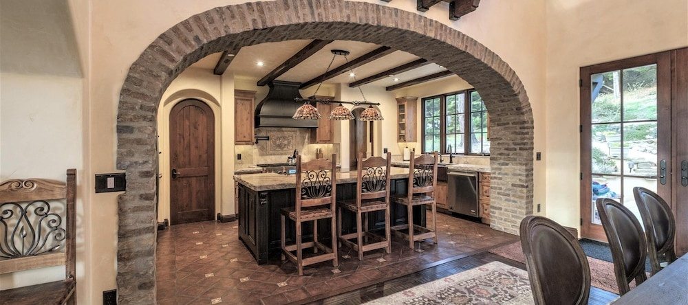Lx29 Pebble Beach European Style Luxury Private Estate, Del Monte Forest — photo 1