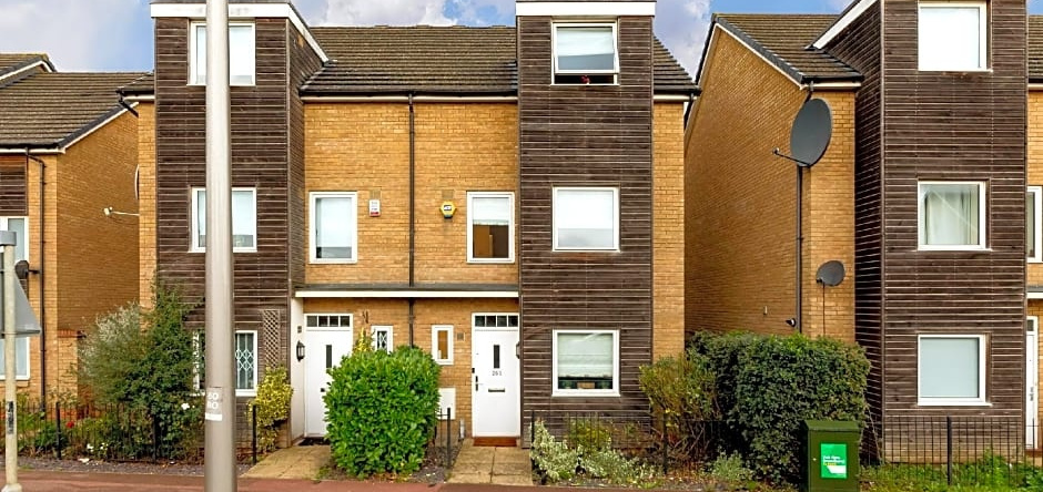Heliodoor Apartments Milton Keynes Newport Road, Милтон Кейнс — фото 1
