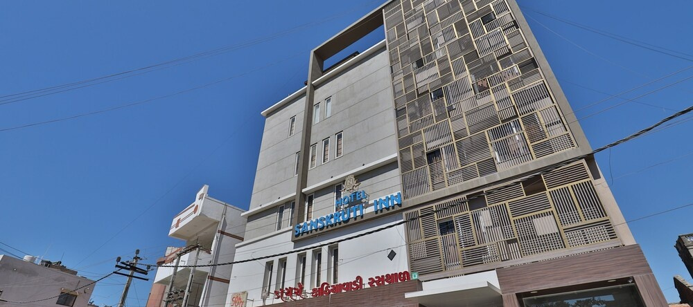OYO Townhouse 27926 Sector 66 Noida, 诺伊达 — 照片 1