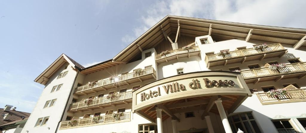 Hotel Apartments Wellness Villa di Bosco, 泰泽 — 照片 1