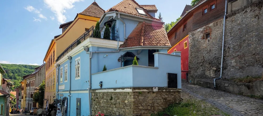 Blue House Citadel Elite Sighisoara, Sighisoara — photo 1