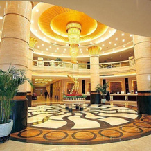 Zhongzhou International, 开封 — 照片 2