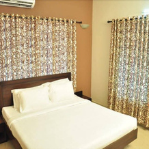 Sreepathi Indraprastha Hotel and Serviced Apartments, 古鲁瓦尤尔 — 照片 2