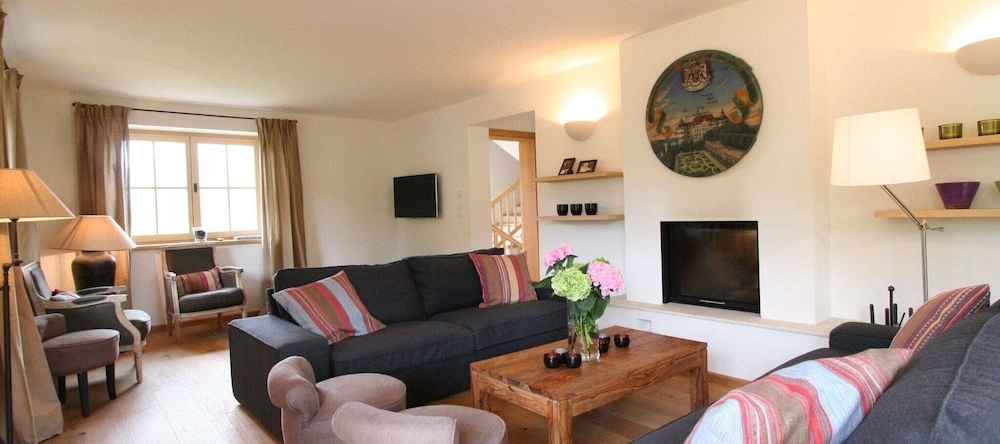 Spacious Chalet in Jochberg near Ski Area, Jochberg — photo 1