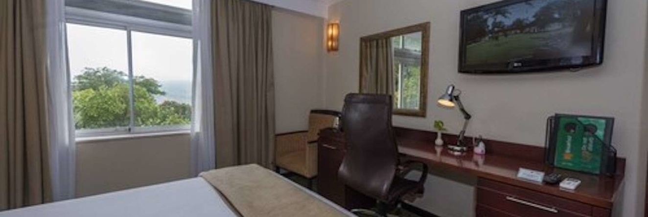 Sunbird Mount Soche Hotel, Blantyre — photo 1