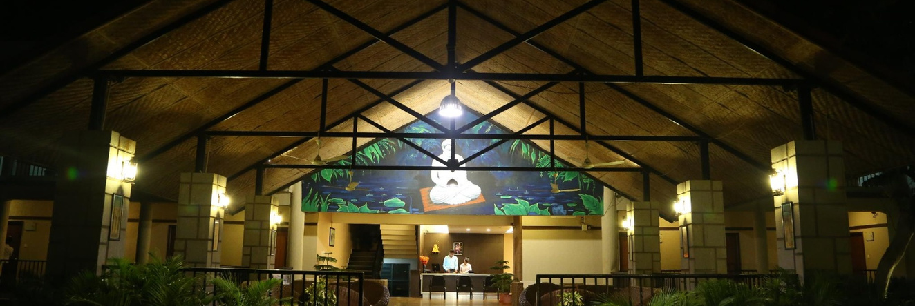 Cotton County Club And Resort, Хубли — фото 1