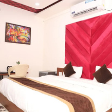 Hotel Vatika Palace Narmadapuram, 霍桑加巴德 — 照片 2
