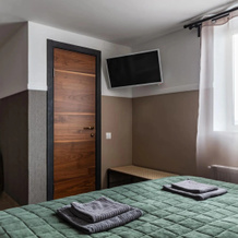 Poplar Guest Complex, 多莫杰多沃 — 照片 2
