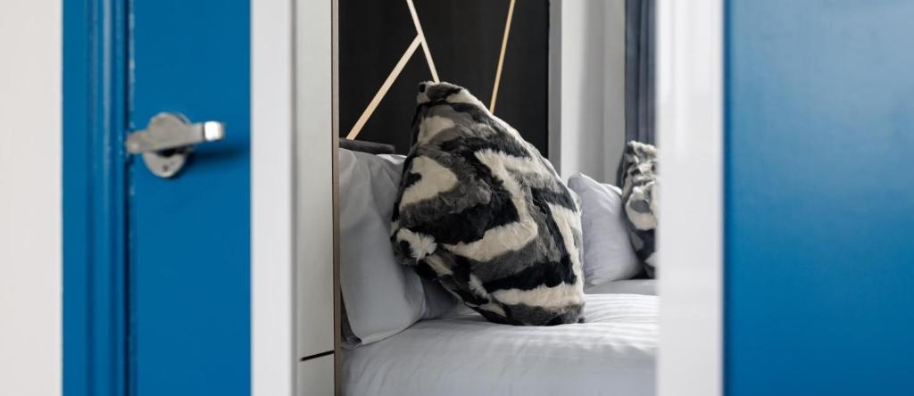 City Centre Studio 6 with Kitchenette, Free Wifi and Smart TV by Yoko Property, 米德尔斯堡 — 照片 1
