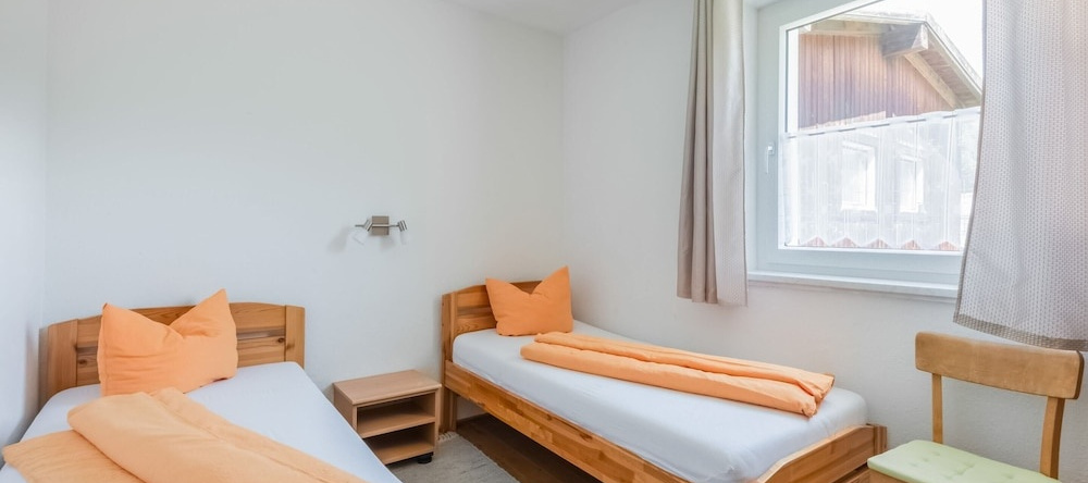 Chalet in Tyrol Near Ski Resort, 弗利斯 — 照片 1