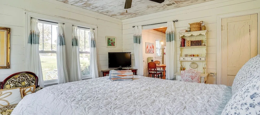 4 Mi To Dinosaur Valley: Rustic Glen Rose Cottage!, Глен Роуз — фото 1
