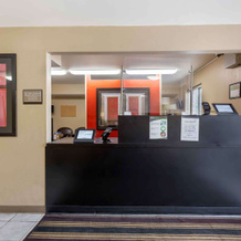 Suburban Studios Copley Akron West, Площадь Copley — фото 2