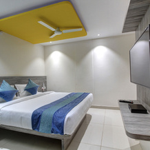 Orange Suites & Inn Near Bangalore Airport Hotel, 奇卡贾拉 — 照片 4
