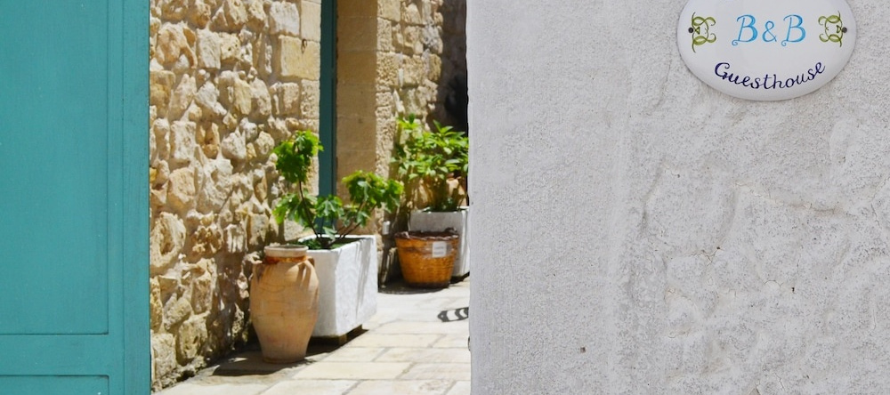Salento Guesthouse B&B, Карпиньяно Салентино — фото 1