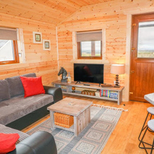 Alken Cabin, Bushmills — photo 3