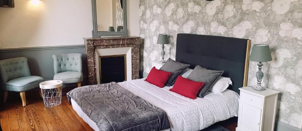 Hotel La Tourelle du Beffroi, 波旁朗西 — 照片 1