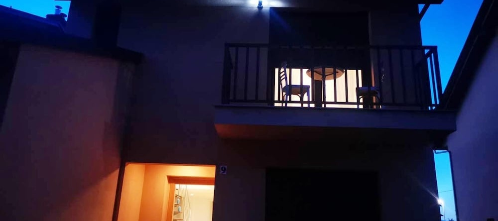 House With 3 Bedrooms in Carracedelo, With Enclosed Garden and Wifi, 卡拉塞德洛 — 照片 1