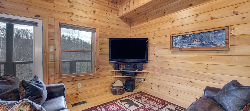 Cabin W/ Mountain Views, Hot Tub & Game Room!, Уэрс Вэлли — фото 1