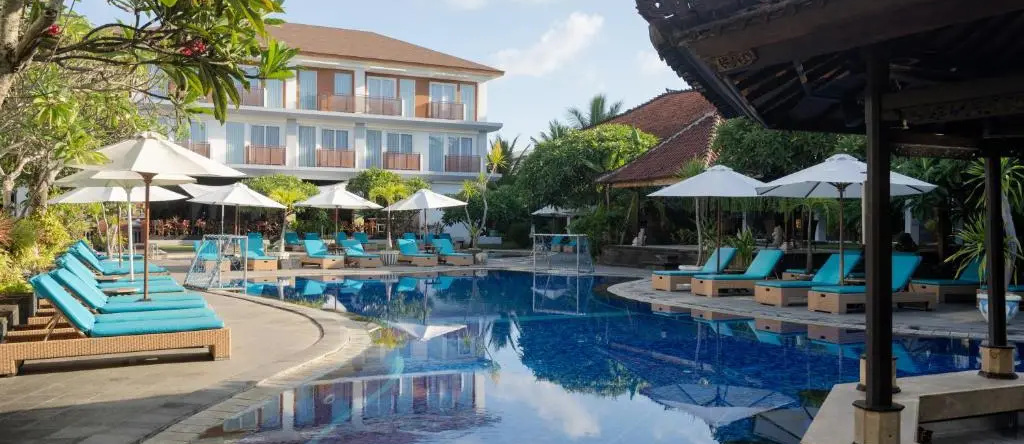 Kuta Beach Club Hotel, 库塔 — 照片 1