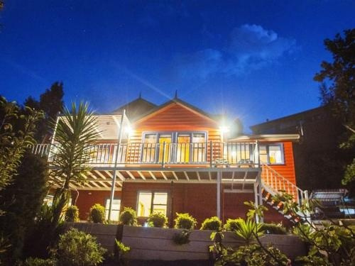 Artee House - A Bright Escape, 布赖特 — 照片 1