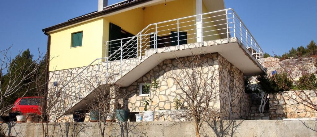 Villa Irena, Vinisce — photo 1