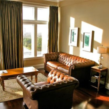 Oasis Suites Hotel, 纳格斯黑德 — 照片 2