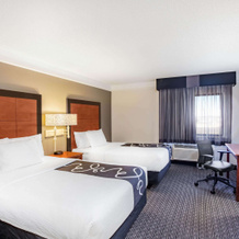 La Quinta Inn & Suites by Wyndham Houston Baytown East, 贝敦 — 照片 5