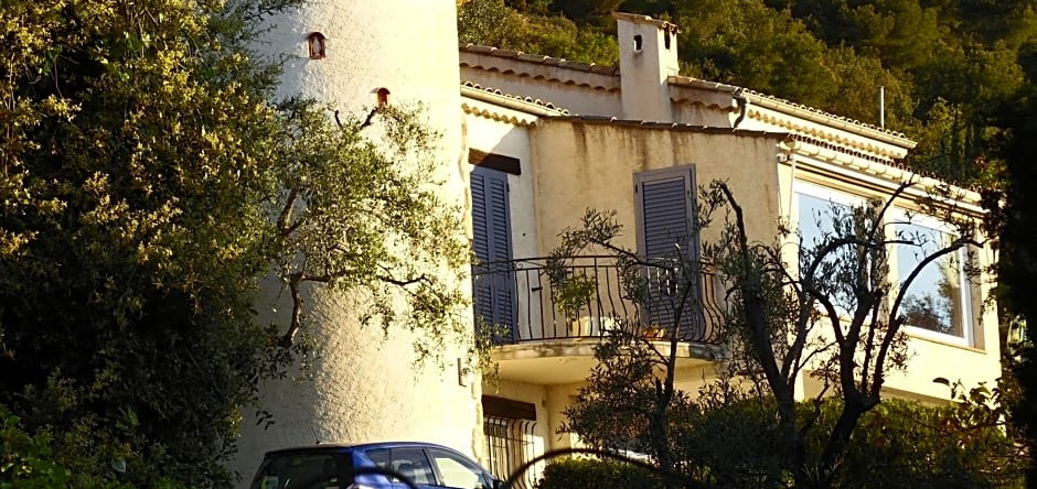 Chambre d'Hôtes La Tourrette, 图雷特叙尔卢 — 照片 1
