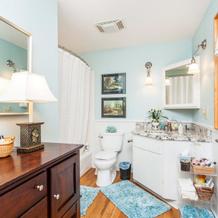 113 Mountain Cove Road House 4 Bedrooms 3.5 Bathrooms Home, Waynesville — photo 5