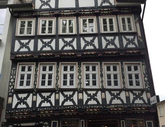 Baumeisterhaus Apartment, 巴特赫尔斯费尔德 — 照片 1