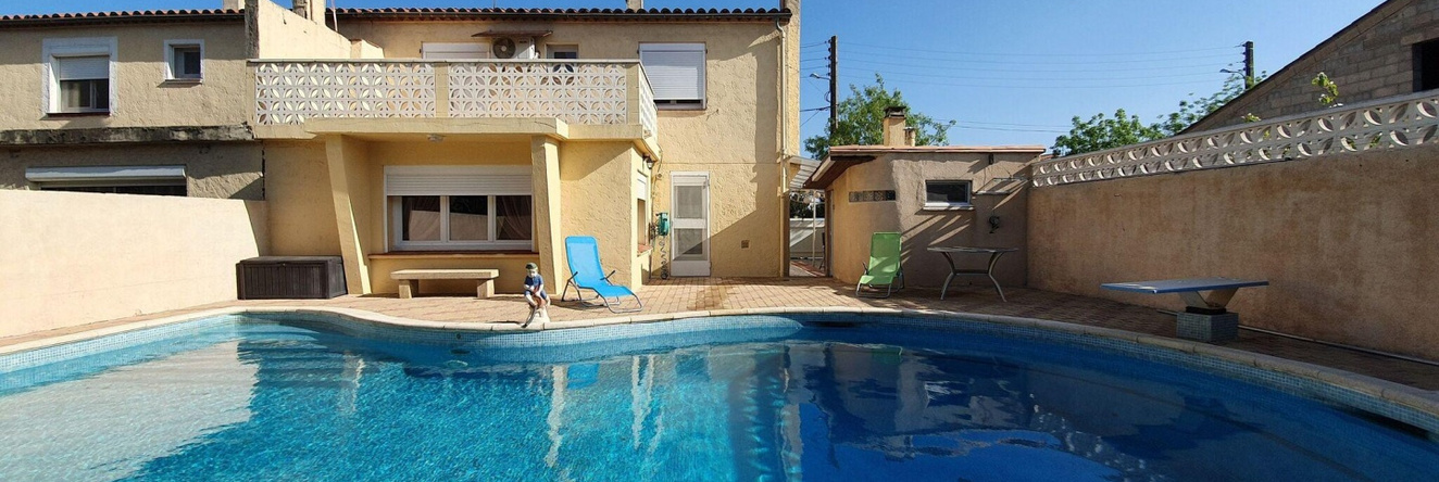 Majestic Holiday Home In Olonzac With Private Pool, Олонзак — фото 1