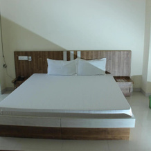 Capital O 82220 Athitya Resort, 西卡尔 — 照片 3