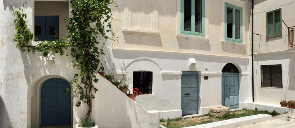 BORGO PETELIA, Casa Centro, Antica abitazione calabrese con giardino, ristrutturata, 斯特龙戈利 — 照片 1