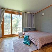 Pocheon Shine Hill Pension, Pocheon — photo 5