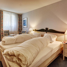 Parkhotel Schwert - Self-Check-in, 韦赞 — 照片 2