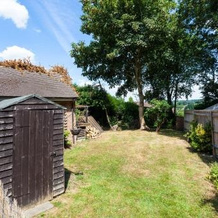 West Chiltington Village, 2 Bedrooms & Parking, Уэст-Чилтингтон — фото 3